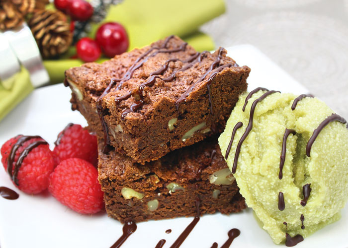Brownies with Avocado Ice Cream and Berries